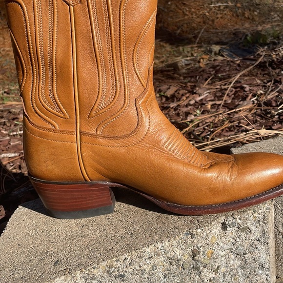 Tecovas - Picture 4 of 8